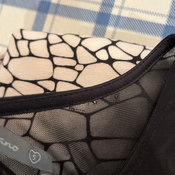 Soprano Black and White Peplum Dress - Picture 4 of 4